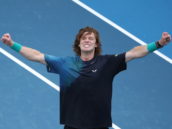 andrey_rublev_australian-open-ta140124_d1