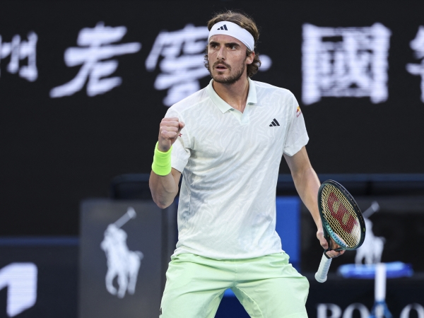 Stefanos-Tsitsipas_Australian-Open-Getty-170124_D4_03