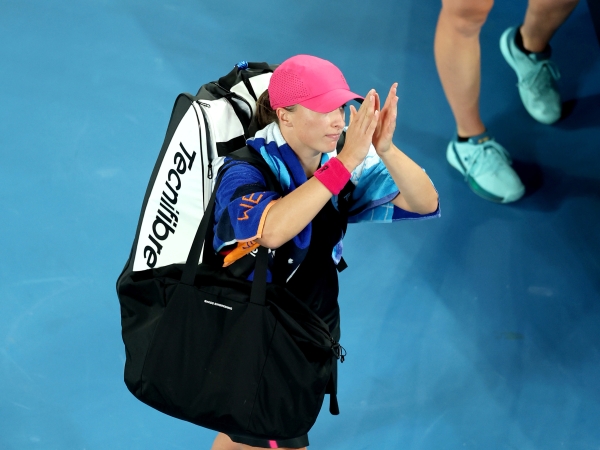 IGA-SWIATEK_Australian-Open-GETTY-200124_D7_01