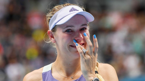 Former champ Wozniacki plays final match